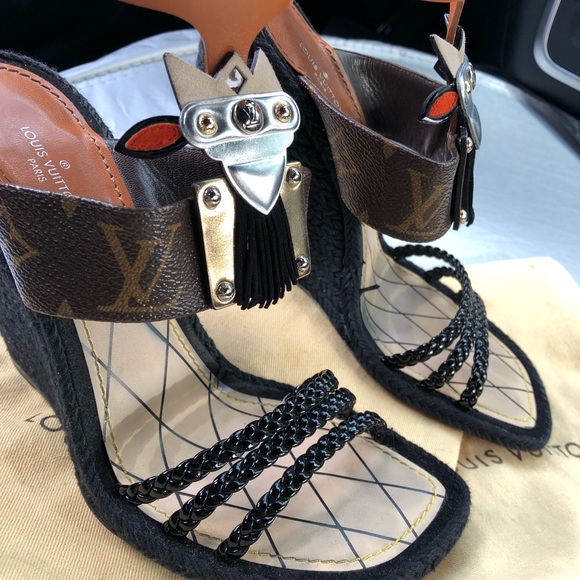 Shose - Picture 8 of 8